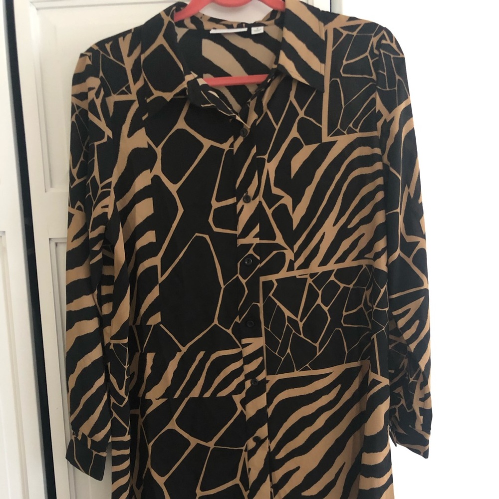 Brand new Susan Graver blouse.